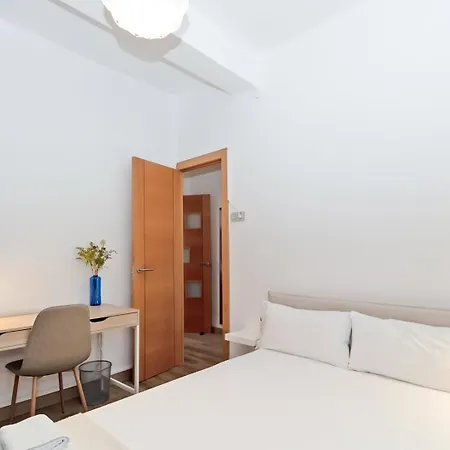 شقة Guestready - Valencia's Sushine Terrace